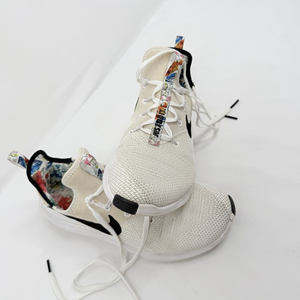 NIKE FREE Women's TR Shoes White Black With Print‎ AH0709-100 SZ-US 8.5/40